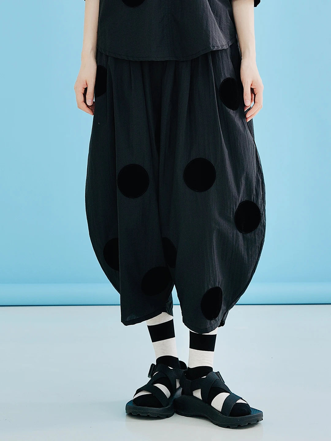 Charcoal Velvet Dot Pants