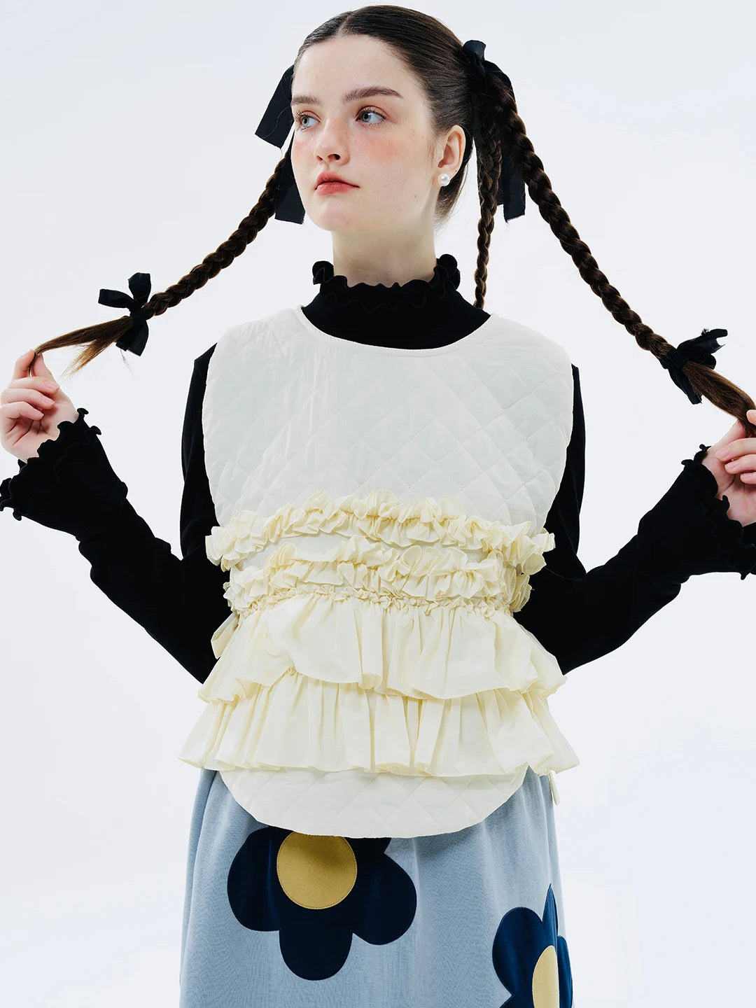 Lace-Stitched White Vest - Autumn Edition