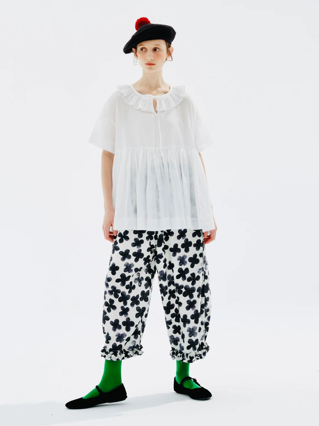 Monochrome Floral Bloom Pants