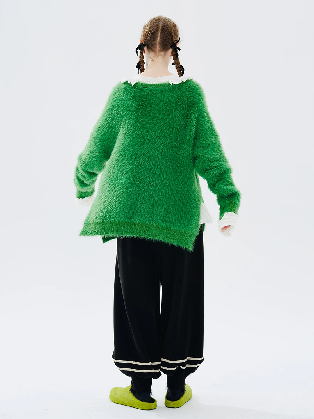 Élise Fuzzy Green Sweater