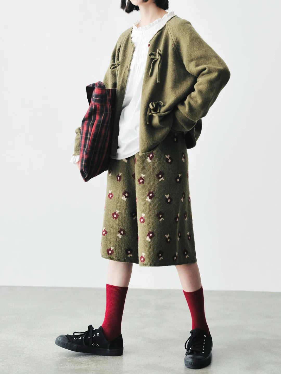 Floral Knit Woolen Shorts