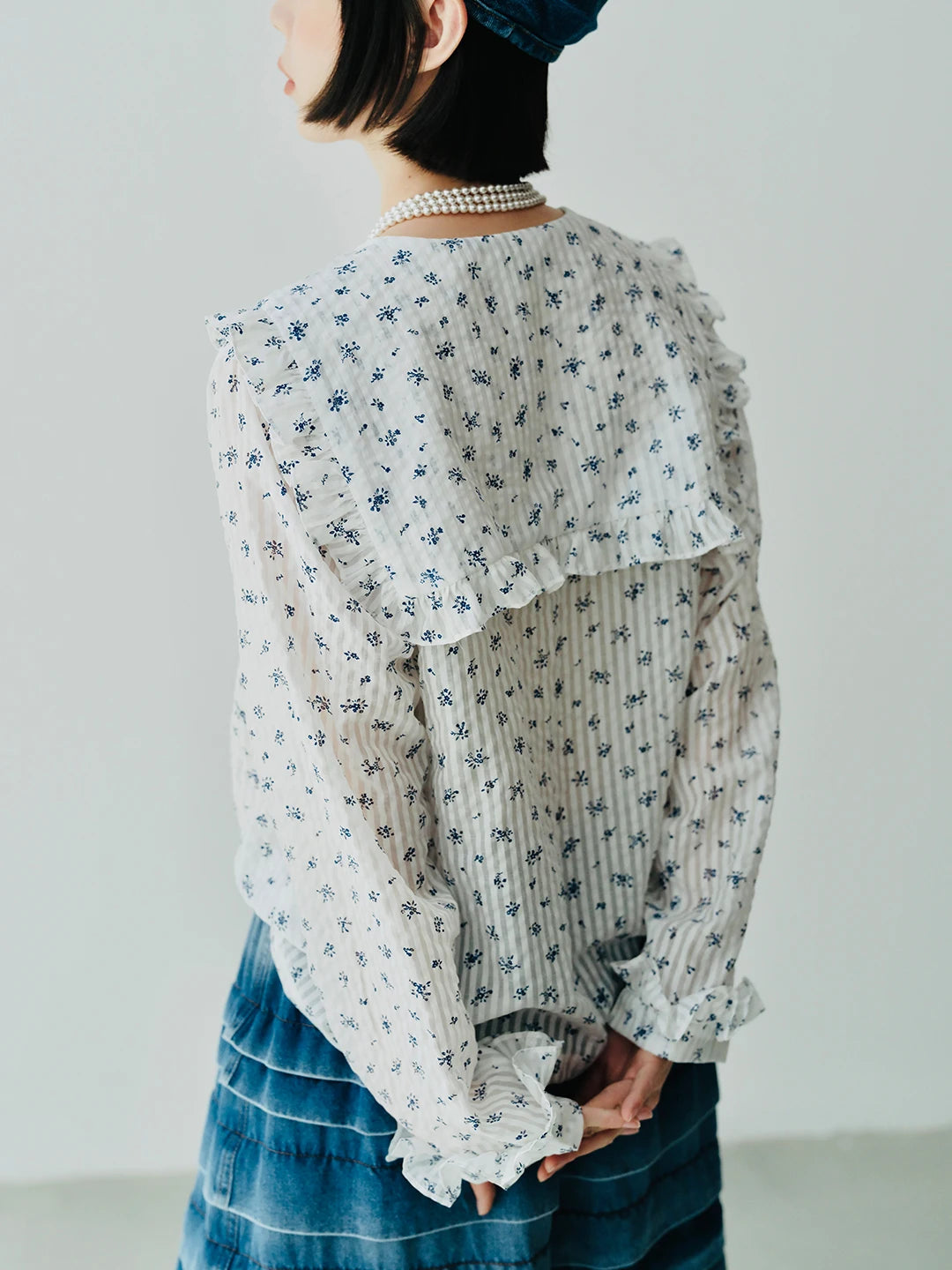 Floral Navy Collar Long Sleeve Shirt