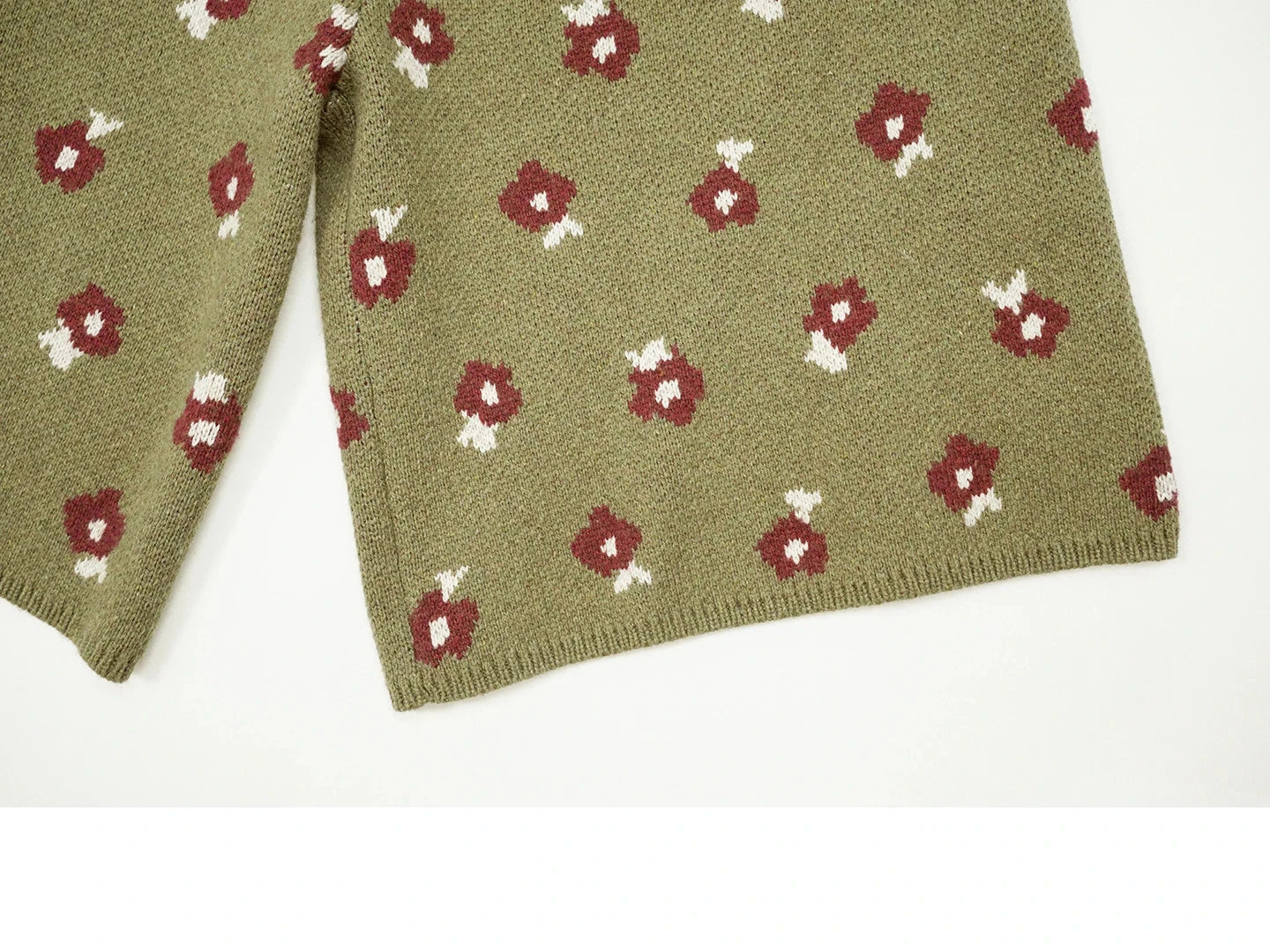 Floral Knit Woolen Shorts