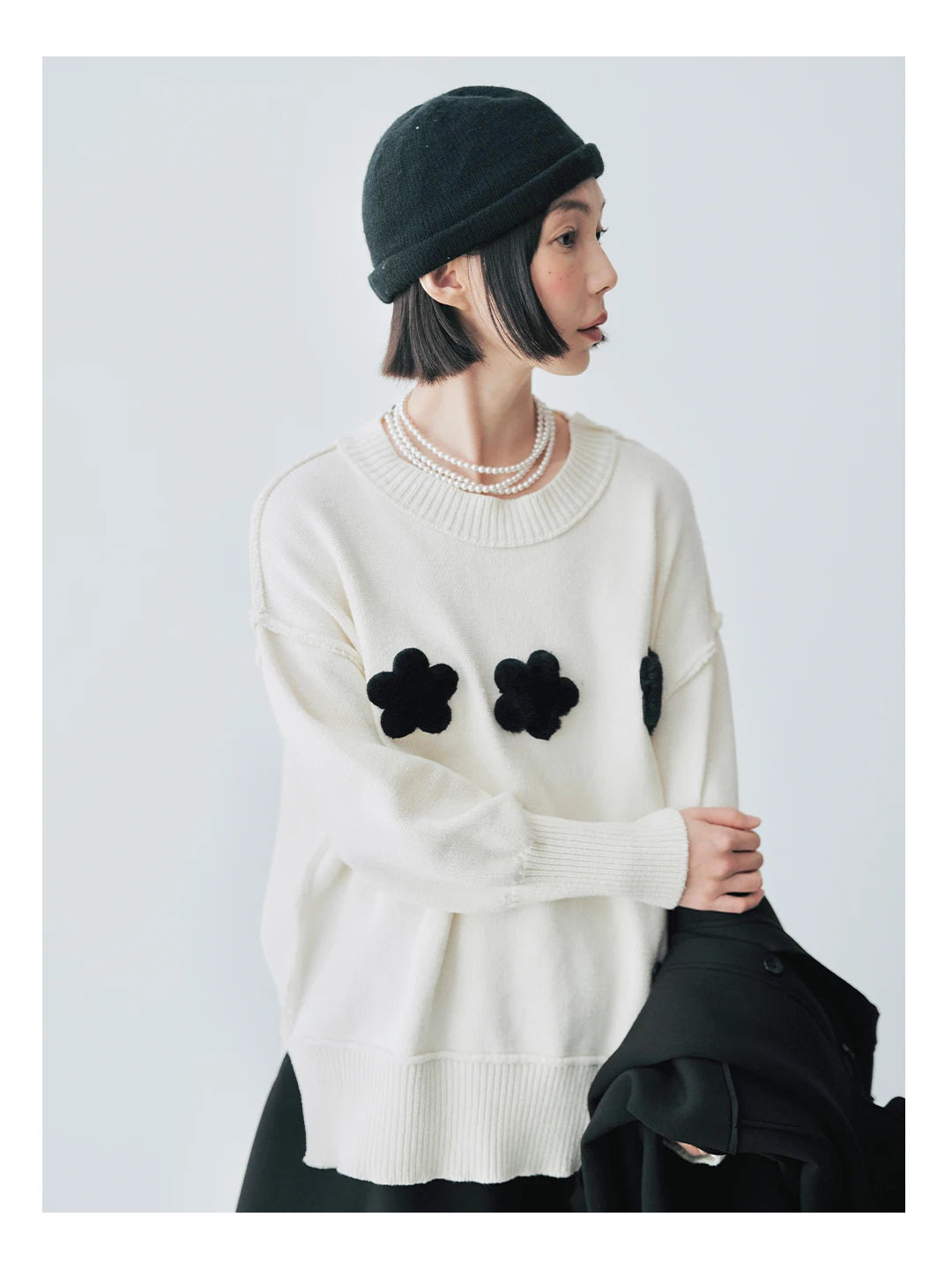 Sweater Cozy Bloom - Ivory Sweater with Floral Details