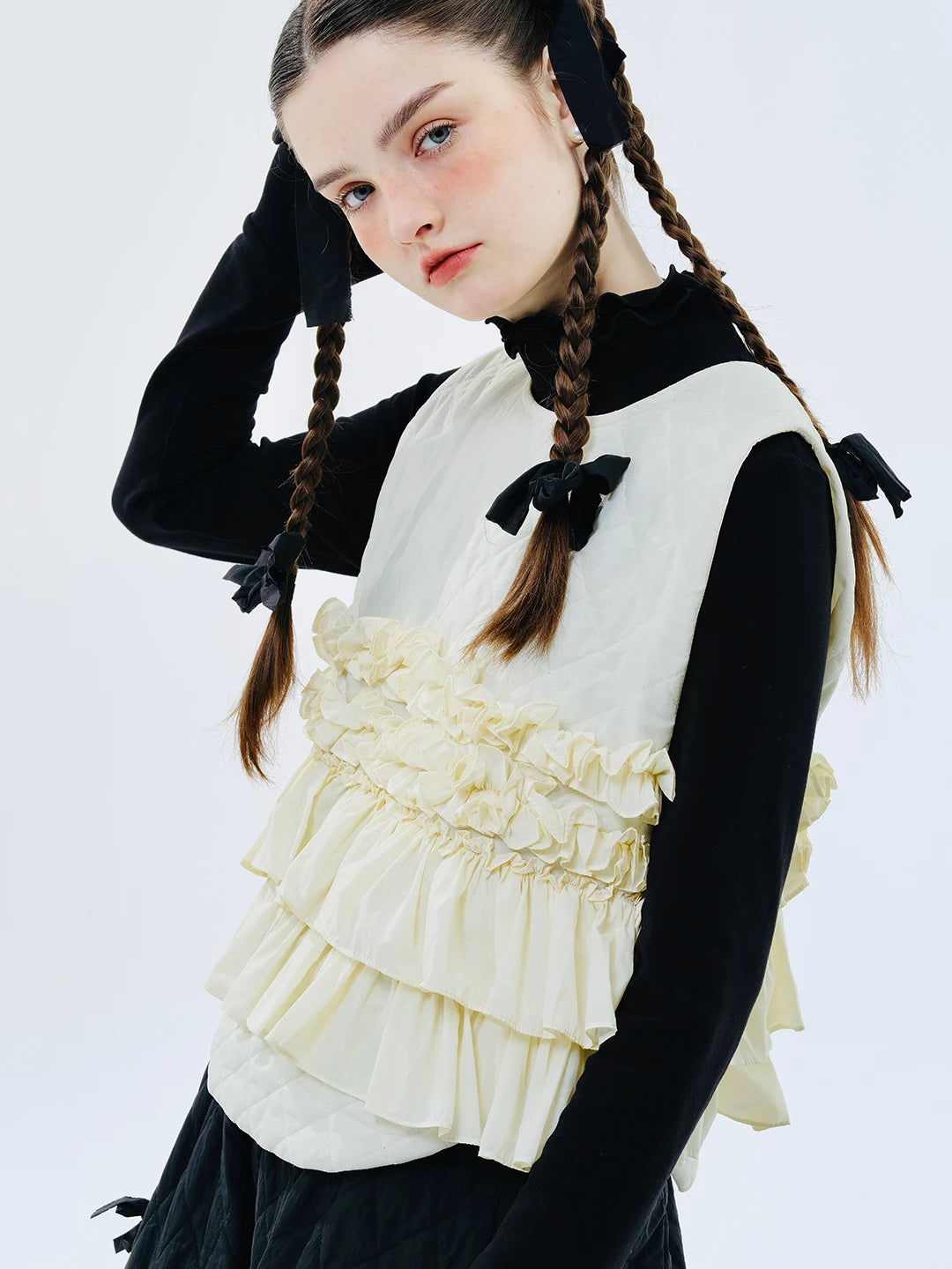 Lace-Stitched White Vest - Autumn Edition