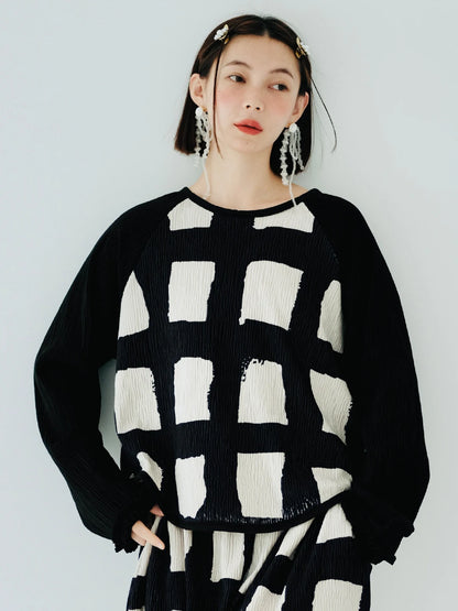 Clara Graphic Sweater