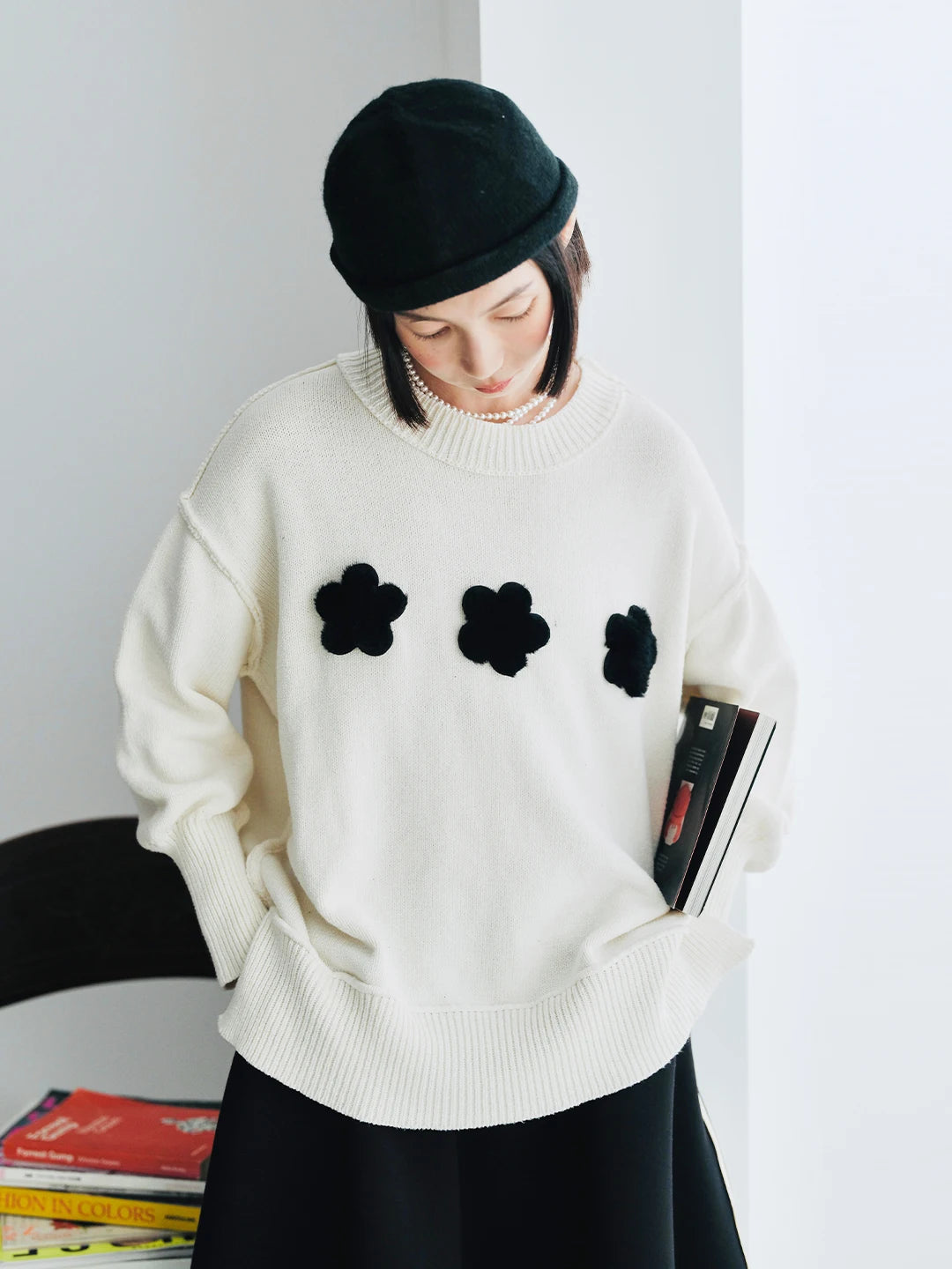 Sweater Cozy Bloom - Ivory Sweater with Floral Details