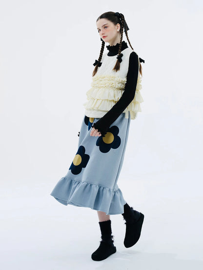 Lace-Stitched White Vest - Autumn Edition