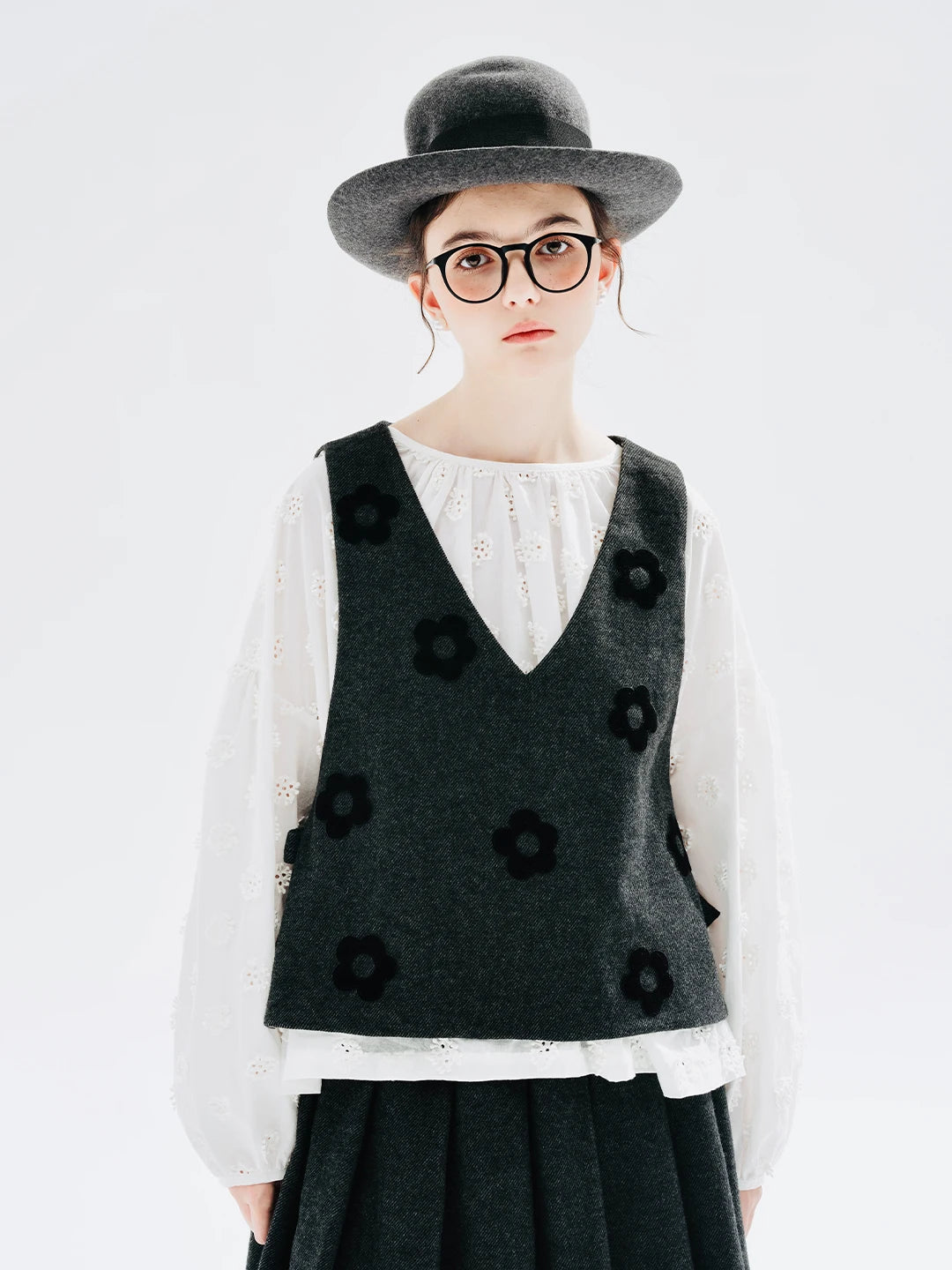 Black Flower Woolen Sleeveless Vest